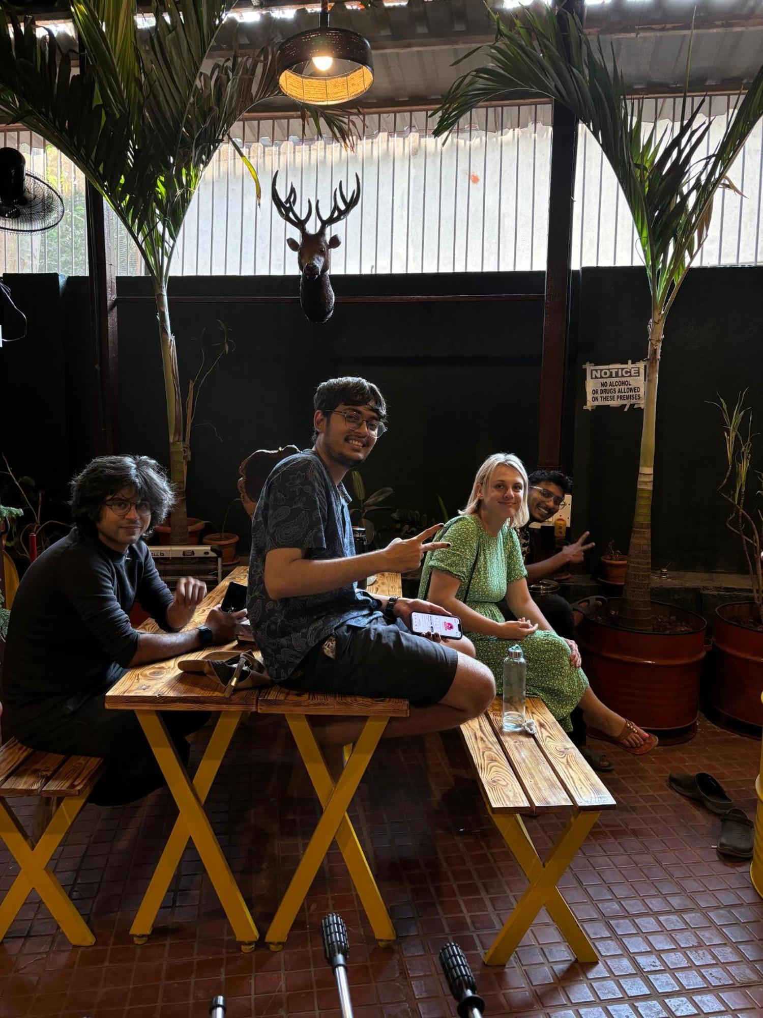 Forrest Hostels Βομβάη Εξωτερικό φωτογραφία